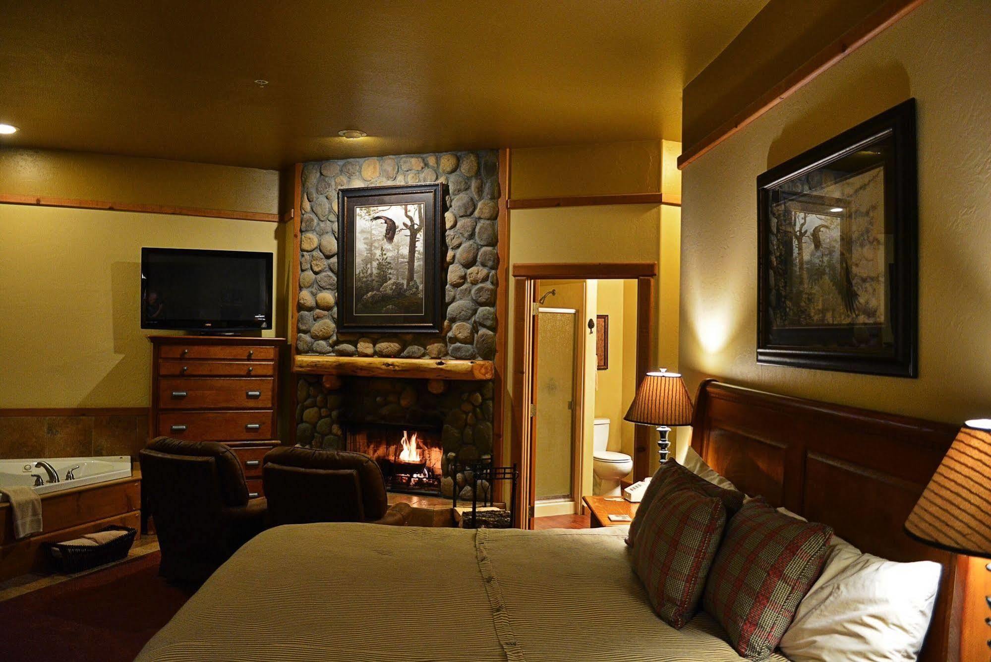 Callahan'S Mountain Lodge Ashland Exterior photo